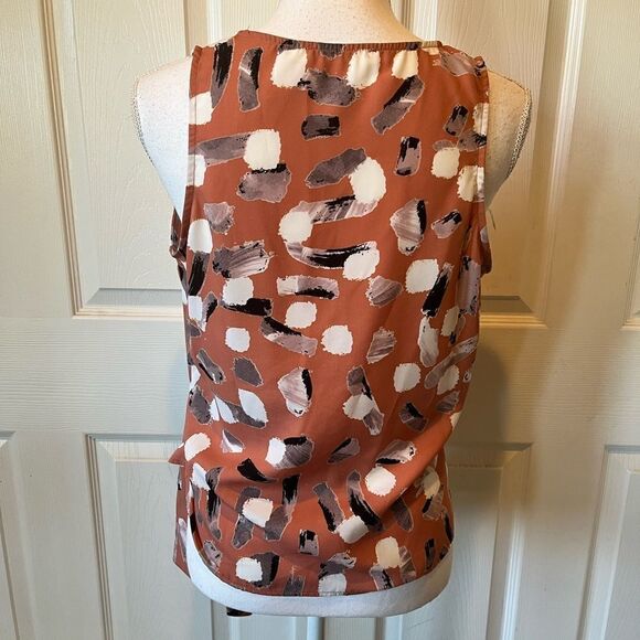 🎄Lush Abstract Wrap Style Tie Waist Sleeveless Top - Picture 5 of 11